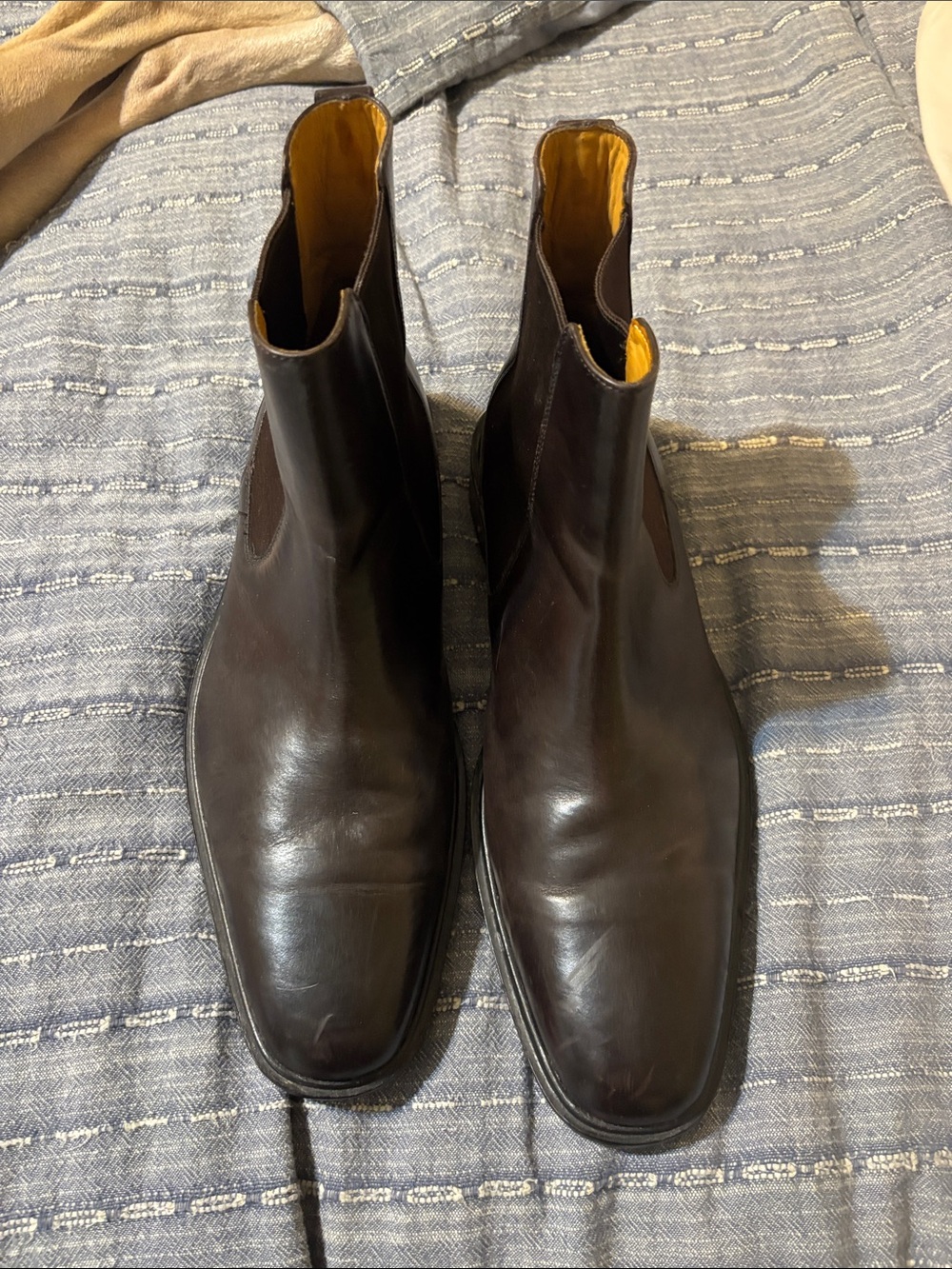 Men's Leather Chukka Boots in Dark Brown - Classic Slip-On